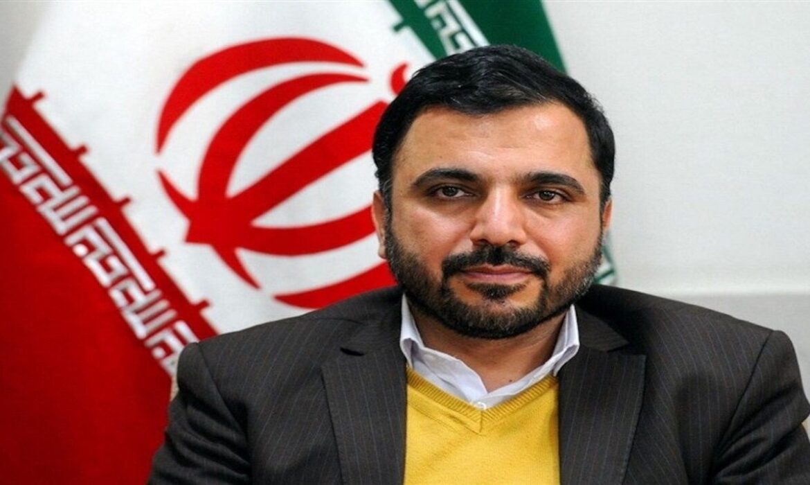 عیسی زارع‌پور «وزیر نمونه جمعیتی» شد