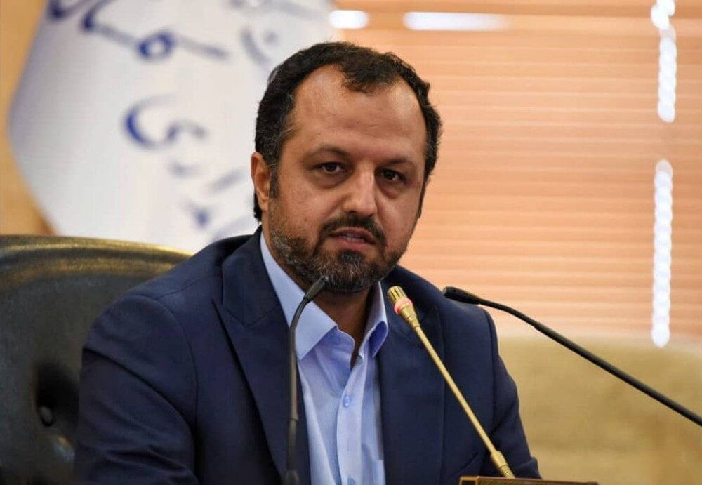 خاندوزی: خود تحریمی های داخلی را باید کاهش دهیم