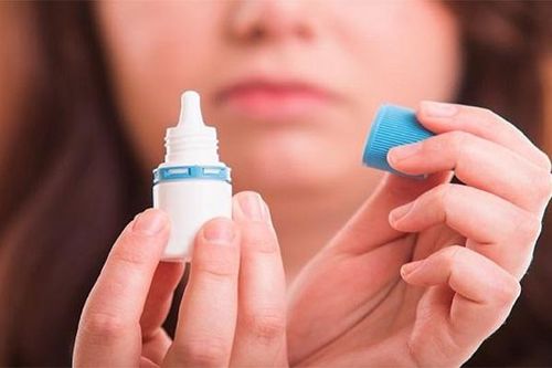 قطره‌های چشمی کورتیکواستروئید (Corticosteroid eyedrops)